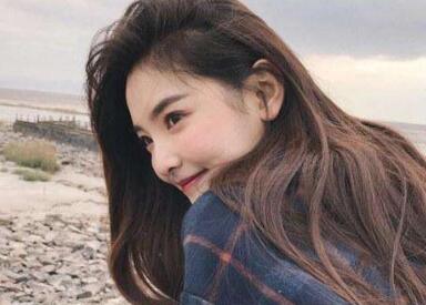 看淡一切的个性签名女