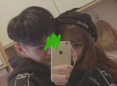 情侣昵称一人一半