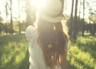 25岁女生网名阳光