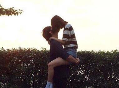 适合夫妻用的网名